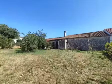 vente maison 2 pièces 90 m² à echillais (17620)  151 000 €