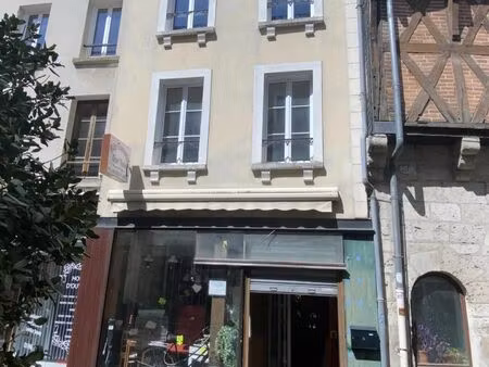 vente immeuble 130 m2 à vierzon