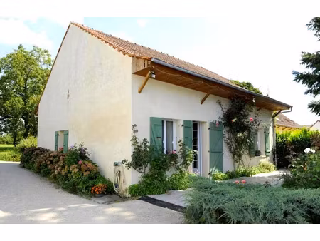 vente maison 7 pièces 139 m² à pontoux (71270)  199 000 €