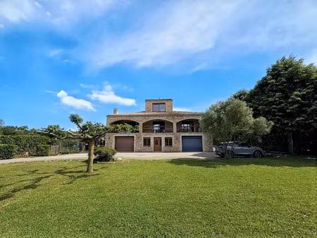 vente propriété 5 pièces 235 m² à saissac (11310)  395 000 €
