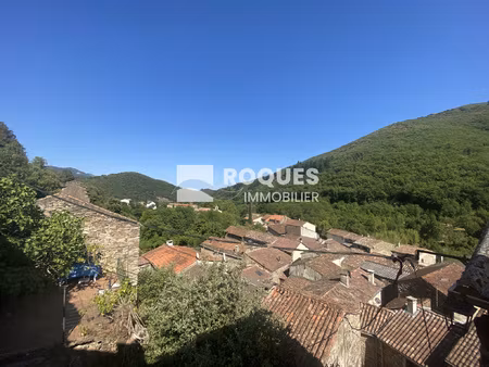 a vendre  maison de village située à rosis