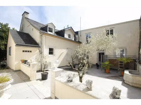 rontignon - propriété d'exception sur 5 ha - maison de maître  5 logements  piscine & spa 