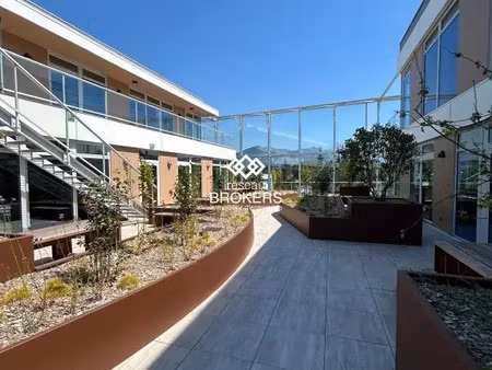 disponible à la location : espace de bureaux neuf de 85m²