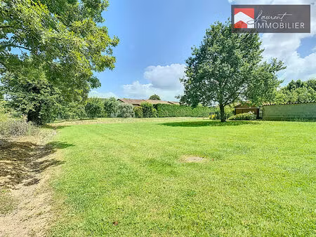 terrain constructible  viabilisé  secteur calme - proche 01190 pont de vaux