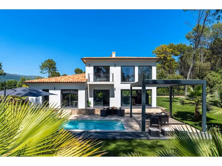 vente maison neuve 120 m² à frejus (83600)  680 000 €