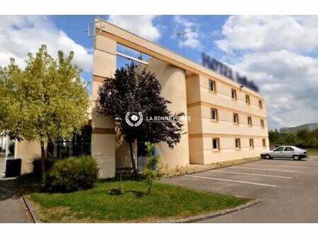 vente local commercial 20 pièces