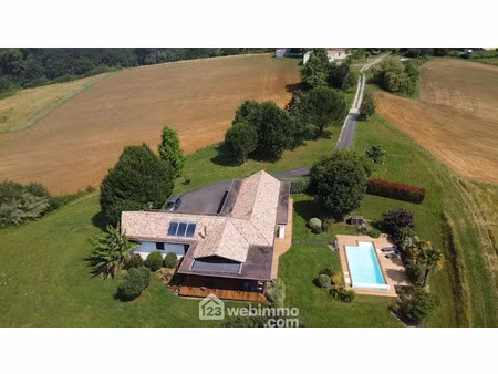 vente maison 7 pièces 180 m² à pomarez (40360)  590 000 €