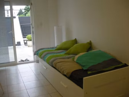 location meublée appartement 1 pièce 20 m² à saint-martin-d'heres (38400)  525 €