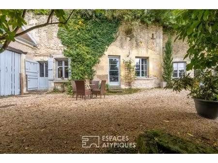 habitation semi-troglodytique pleine de charme