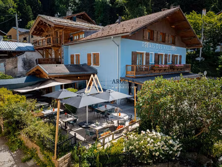 fonds de commerce bar-restaurant avec hébergement touristique a