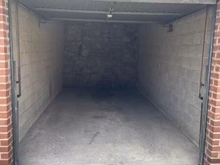 namur salzinnes  garage bien situé!