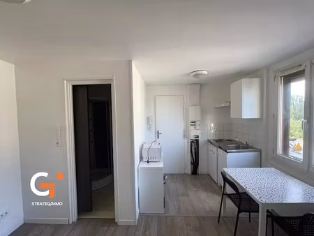 location meublée appartement 1 pièce 13.24 m² à amfreville-la-mi-voie (76920)  310 €