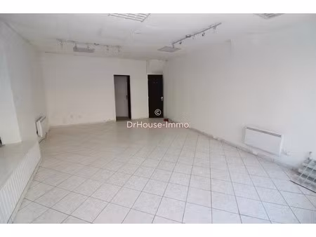 location locaux professionnels 2 pièces 46 m² à bruay-la-buissiere (62700)  460 €