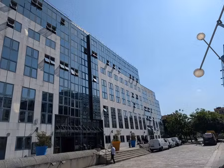 location bureau vincennes 94300