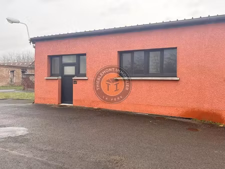 location locaux professionnels à la fère (02800)  470 €