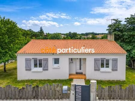 vente maison au girouard (85150) : à vendre / 78m² le girouard