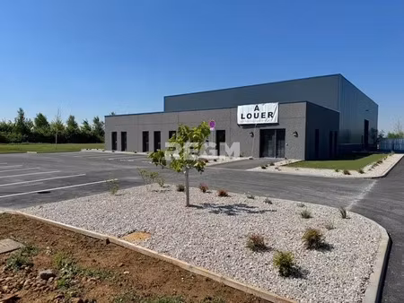 location locaux professionnels 960 m² à arras (62000)  11 000 €