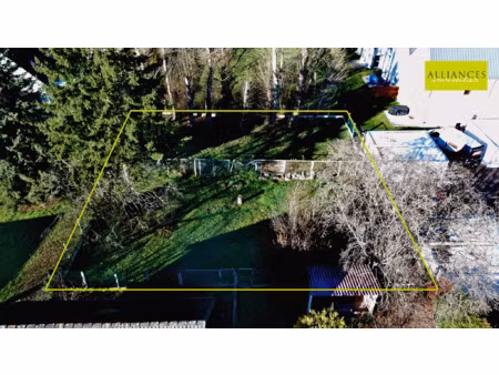 très beau terrain de construction