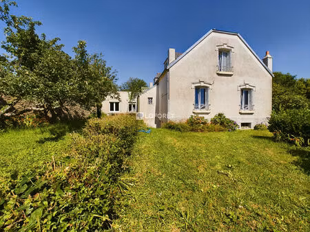 maison plozevet 4 pièces 110 m²