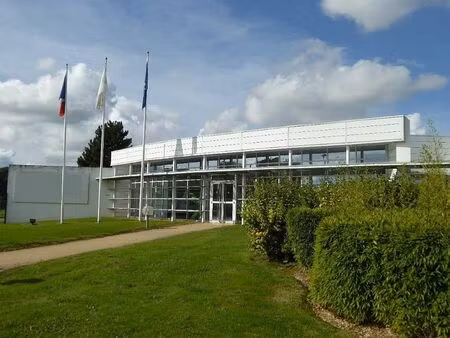 location local d'activités barentin 12 259 m²