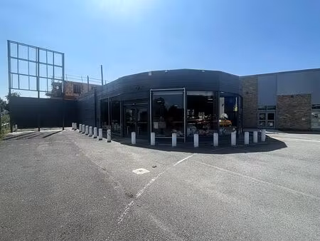 location local d'activités roncq 736 m²