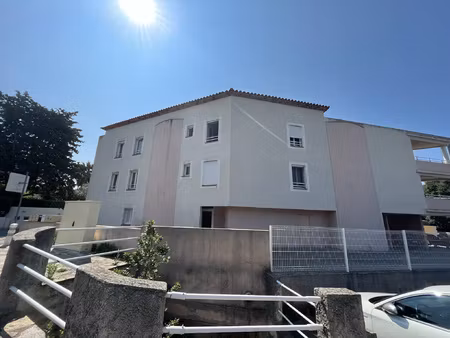 à louer beau duplex 3 pièces avec terrasse le castellan