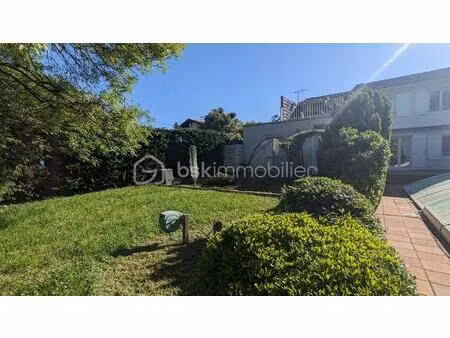 maison de 194 m² à artigues-pres-bordeaux