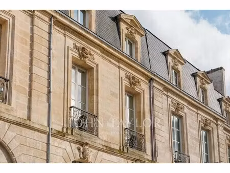appartement de luxe à vendre dans le quartier hôtel de ville-quinconce-saint seurin-fondau