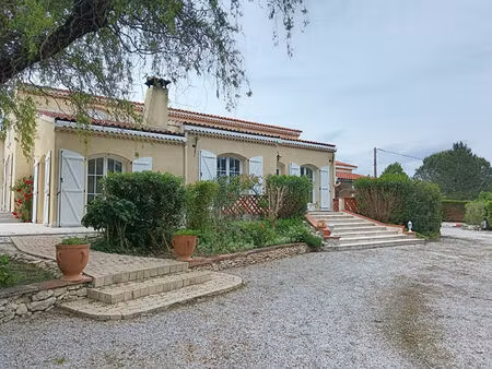 rabastens belle villa de plain pied avec dépendance  piscine et parc arboré de 2900m²