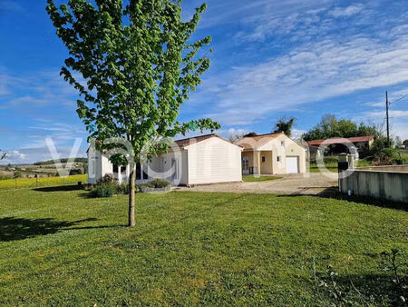 maison saint séverin 3 pièce(s) 59 m²