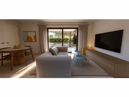 2 pièces + terrasse à 200m de la plage | palavas-les-flots -