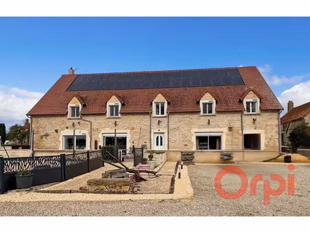 vente maison 6 pièces 299 m² à givardon (18600)  336 000 €