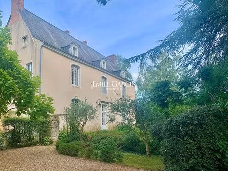 maison de luxe de 15 pièces en vente à contigné  pays de la loire