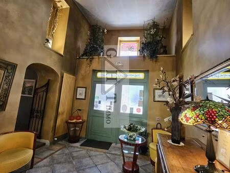 immeuble mur et fond emplacement n1