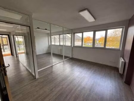 vente bureaux et commerces à ploemeur (56270) : à vendre / 50m² ploemeur