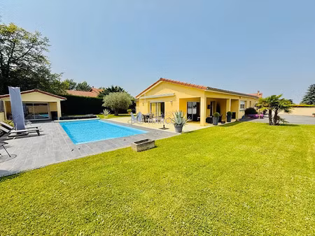 vente maison 5 pièces 179.05 m² à saint-marcellin-en-forez (42680)  449 500 €