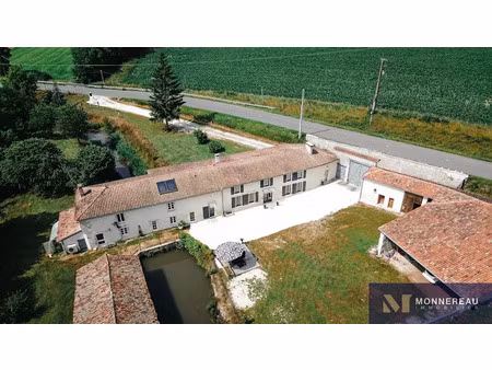 vente propriété 6 pièces 234 m² à challignac (16300)  550 000 €