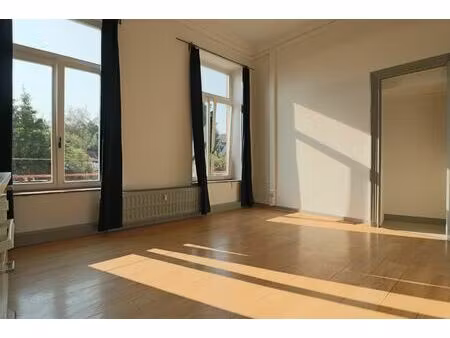 appartement te huur in waremme met 1 slaapkamer