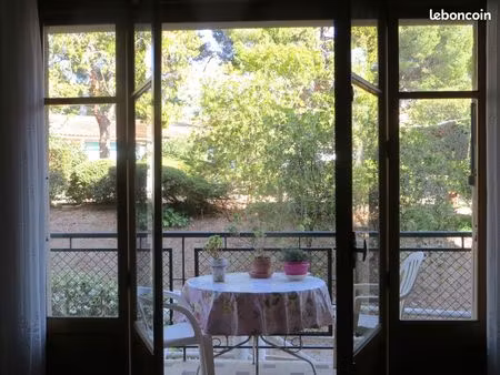 cassis plein centre apt 77m2