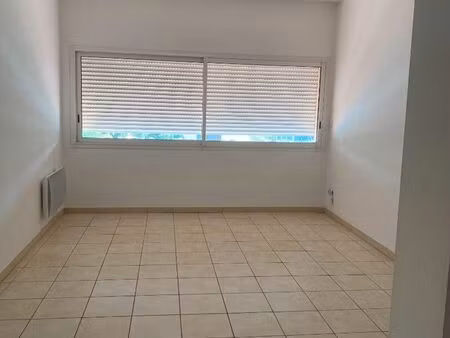 bureaux 20 m² trets