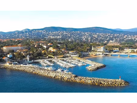 vente terrain à batir 487 m² à saint aygulf (83370)  320 000 €