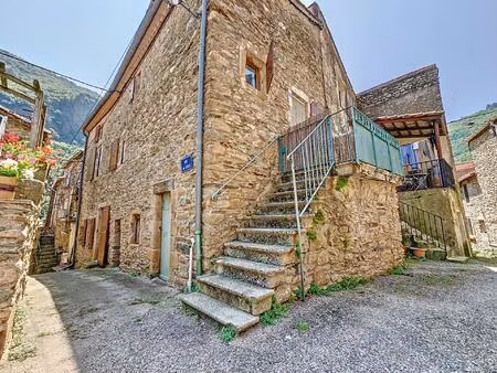 maison de village avec jardin  caves voûtées et plage privée – hameau de vérénoux