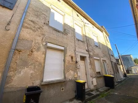 immeuble podensac 7 pièce(s) 140 m2