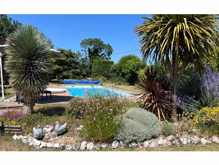 maison semussac 226 m² t-7 à vendre  499 900 €