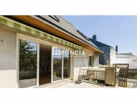 rennes - st jacques : dans une rue calme et résidentiel  sur terrain de 460 m2 maison de t