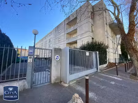 parking à louer - avignon (84) - 43€