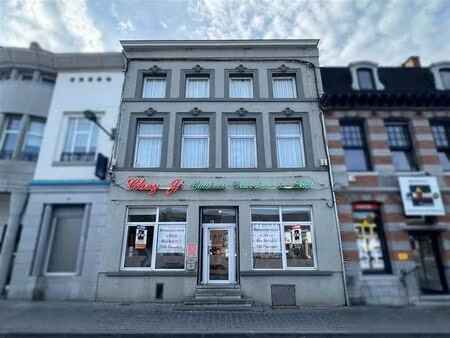 surface commerciale à louer à grand place 13 péruwelz (vbc91937)