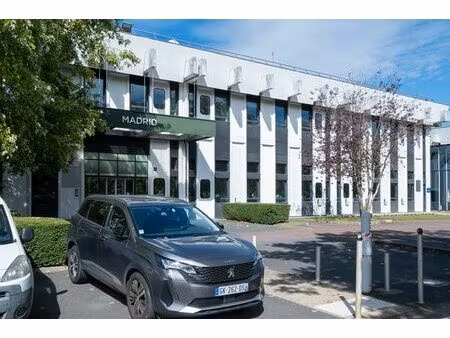 location bureau rungis 2 658 m²