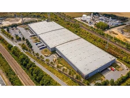 location entrepôt / local d'activités moissy cramayel 10 997 m²