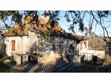 bel ensemble en pierre à rénover